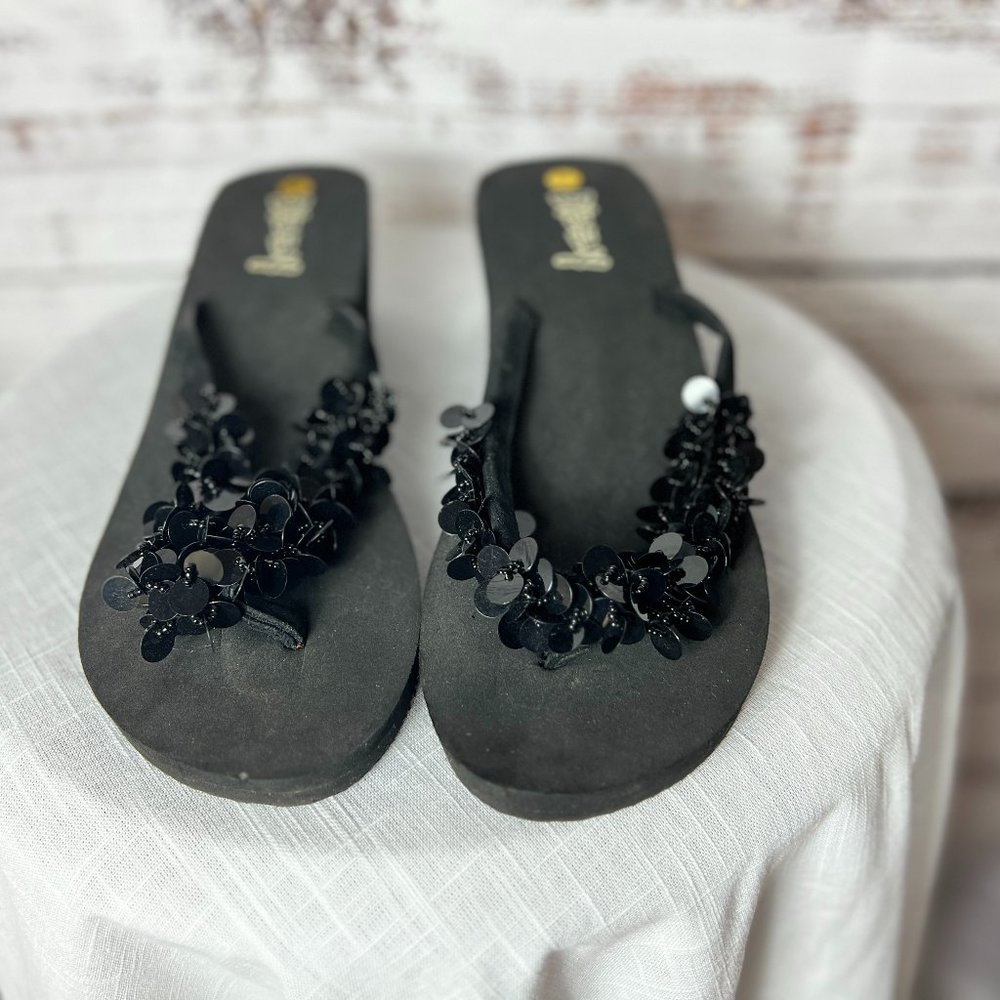 NWOT Dizzy black foam sandals size 9